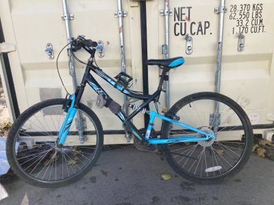 26&rdquo; Huffy Trailrunner Blue and Black Bike