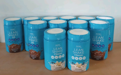 (10) GNC Rich Chocolate Lean Shake 25 (2) GNC Vanilla Bean Lean Shake Classics (cow)