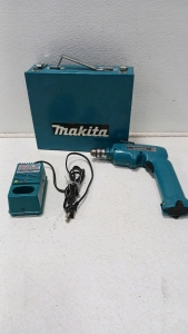Makita Cordless Driver Drill