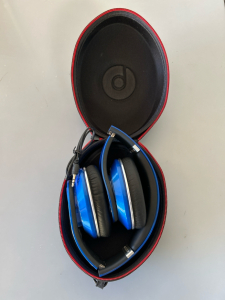 Beats Headphones With Case