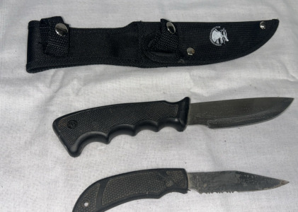2 Rubber Handled Pocket Knives with A North American Hunting Club Case