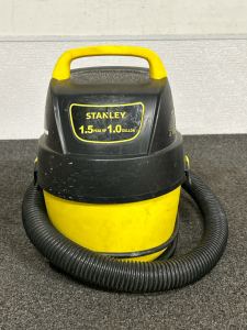 Stanley 1 Gallon Vacuum