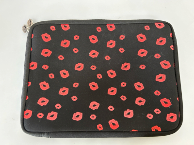 Betty Boop Laptop Case