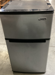 MINI FRIDGE.