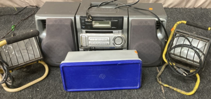 VINTAGE AIWA CA-DW635 CD BOOMBOX, 2 SHOP LIGHTS (ONLY ONE TURNS ON), VINTAGE TUPPERWARE CONTAINER.