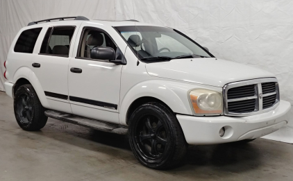 2005 Dodge Durango - AWD - 3rd Row!