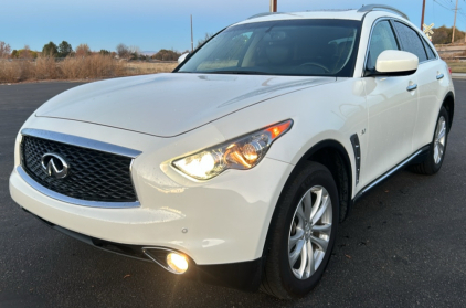 2017 INFINITI QX70 - LEATHER HEATED SEATS