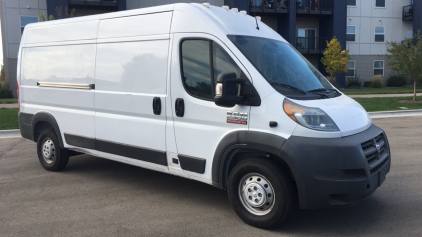 2017 RAM PROMASTER CARGO VAN - LEATHER SEATS!