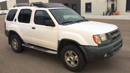 2001 NISSAN XTERRA - 4X4!