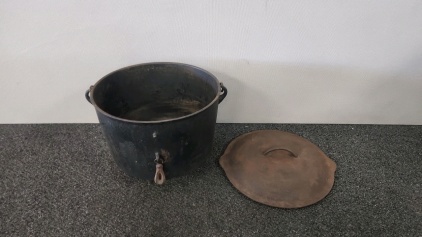 Cast Iron Pot W/Lid