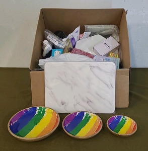 (1) Stone Drying Mat, 12"x15", White Marble Finish, (1) 3-Piece Wooden Bowl Set & (1) Box Of Assorted Amazon Overstock/ Returns