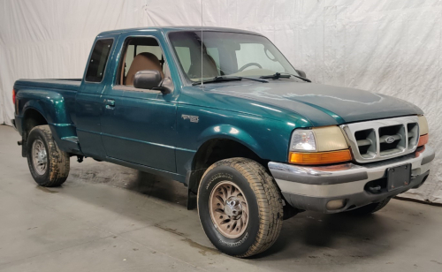 1998 Ford Ranger - 4x4!