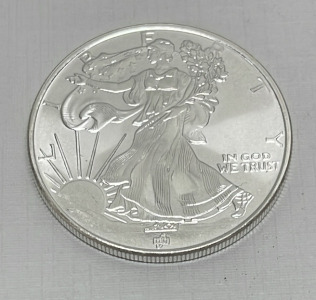 Walking Liberty One Troy Oz. .999 Silver Round