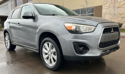 2015 MITSUBISHI OUTLANDER SPORT ES - 5 SPEED MANUAL - 115K MILES!