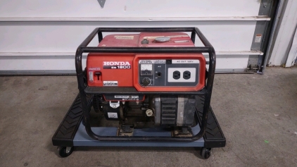 (Red) Honda EM 1800X Gas Generator