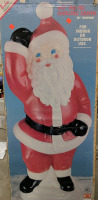 (1) Illuminated Santa & Mrs. Claus Blow Mold Set w/ Original 40" Ho-Ho Dancing Santa Box - 4