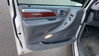 2005 CHRYSLER TOWN AND COUNTRY - HEATED SEATS! - 13