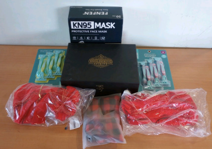 (1) Smoldering Spirits Cocktail Kit (2) Bliss Disposable Razor Sets (1) 50 Pack of KN95 Mask & Amazing Returns