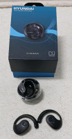 Hyundai Wireless Earbuds, Raven Light Stand - 3