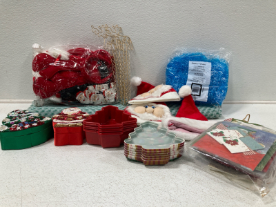 Christmas Decor, Stockings, Dishes, Outfits, Gift Bags and more!