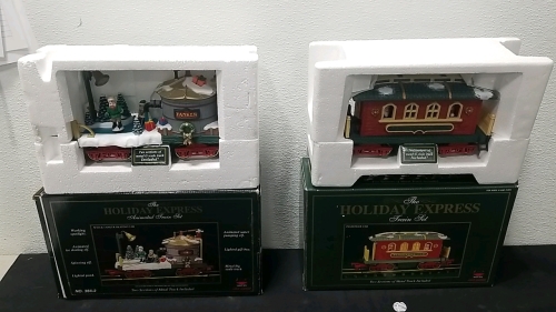 (1) The Holiday Express Animated Train Set-Water Tanker Skating Car (1) The Holiday Express Animated Train Set-Passenger Car