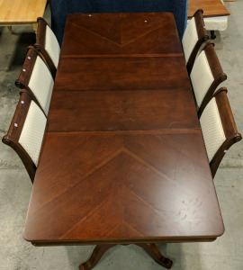 (1) Dining Room Table w/ (6) Chairs - 100"x42"x30¼"