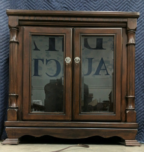 (1) Glass-Panel Cabinet w/ Lighting Feature - 32"W×12"L×32⅜"H