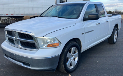 2012 DODGE RAM - 4X4!