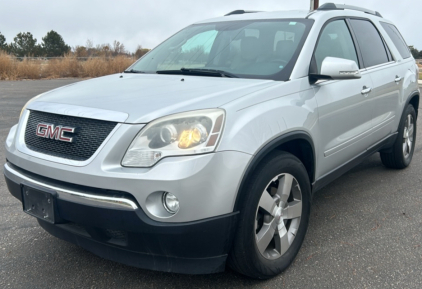 2012 GMC ACADIA - AWD!