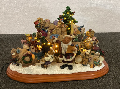 Boyd's Bear Christmas Sleigh Lighted by Danbury Mint