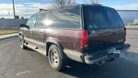 1996 CHEVROLET SUBURBAN - LIGHT BAR - 4X4! - 4