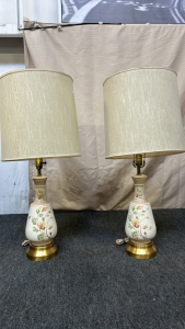 2 Beautiful Table Lamps