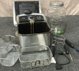 FABERWARE DEEP FRYER WITH 3 BASKETS. YORKSHIRE GLASSWEAR DRINK DISPENSER.