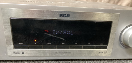 VINTAGE RCA RT2760 HOME THEATER RECIEVER.