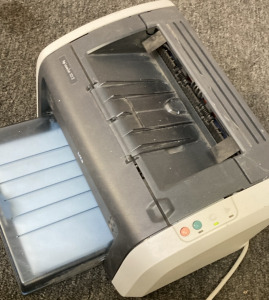 HP LASERJET 101 2 PRINTER (TESTED DOES TURN ON).