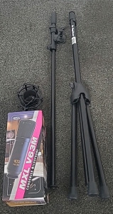 MxL V63M microphone