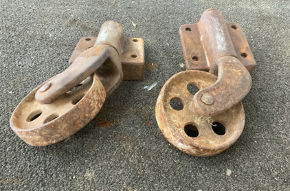 2 Bucket of 6 Metal Wheels& Saw Blades