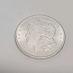 (1) 1921 Morgan Silver Dollar