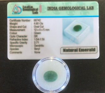 4.80 Cts Oval Cut Natural Emerald