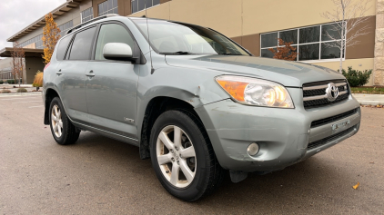 2007 TOYOTA RAV 4 - 4X4 - JBL STEREO!