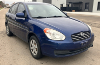 2010 HYUNDAI ACCENT GLS - CUTE CAR!