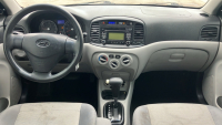 2010 HYUNDAI ACCENT GLS - CUTE CAR! - 22