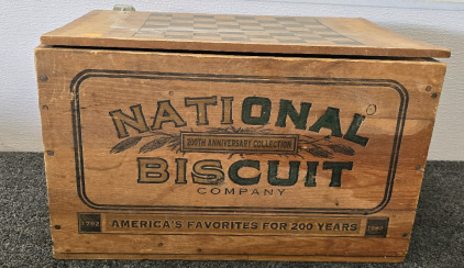 Nabisco 200 Year Anniversary Collector Box- 1992