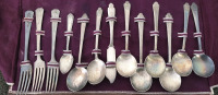 Rogers Silver Utsensil Set In Soft Case - 2