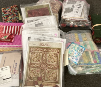 VARIETY OF QUILTING SUPPLIES