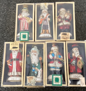 VARIETY OF VINTAGE SANTA ORNAMENTS.