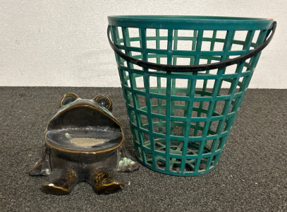 Golf Ball Basket & Frog Garden Decoration