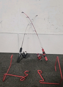 Shakespeare Ice Fishing Rod and Reel With Stand.. Cisco Ice Fishing Rod and Optimax 101R Reel with Stand