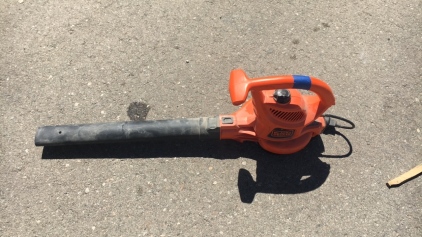 Black & Decker Blower