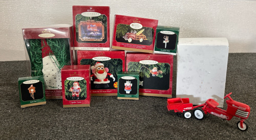 (10) Christmas Ornaments